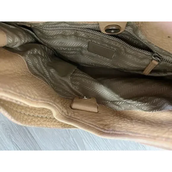 PRADA Beige Vitello Leather Logo Daino Box Shoulder Bag - Picture 11 of 11
